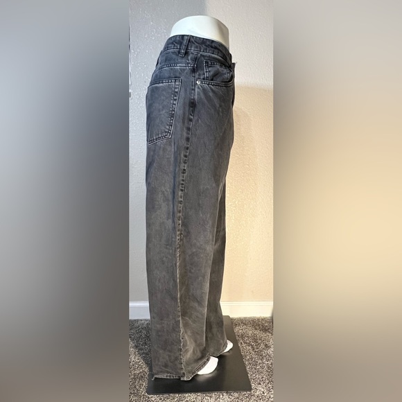 DIVIDED by H&M Black Denim pants - Picture 3 of 16